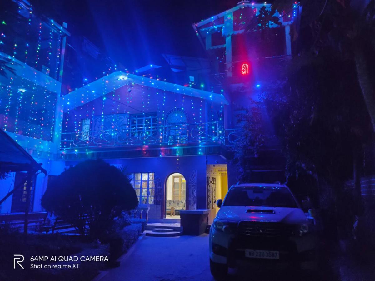 Swapnonir Hotel Shānti Niketan Екстериор снимка