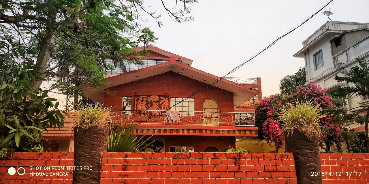 Swapnonir Hotel Shānti Niketan Екстериор снимка
