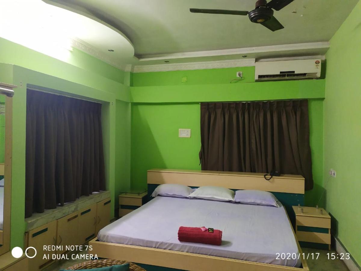Swapnonir Hotel Shānti Niketan Екстериор снимка