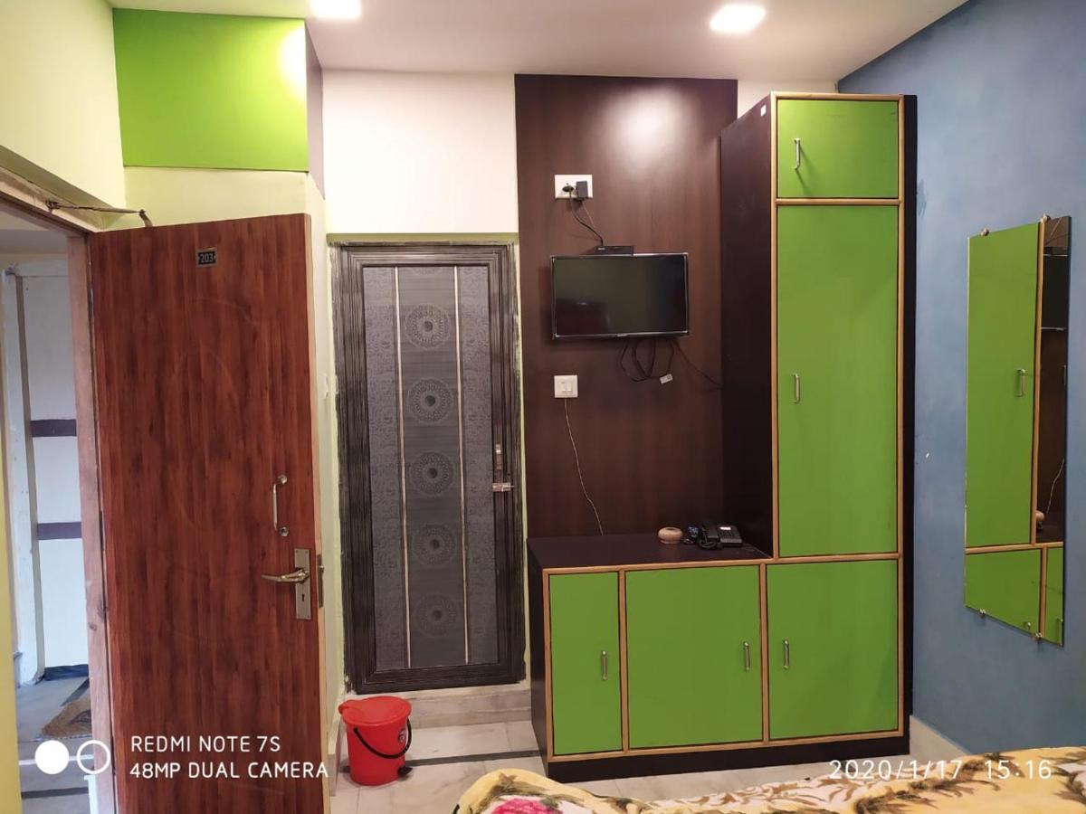 Swapnonir Hotel Shānti Niketan Екстериор снимка