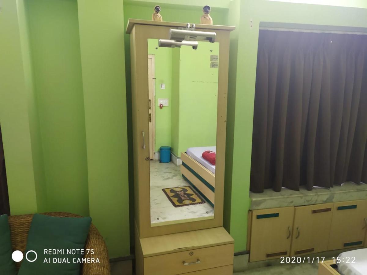 Swapnonir Hotel Shānti Niketan Екстериор снимка